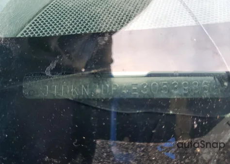 2014 Toyota Prius Plug-In z USA, uszkodzony, nr VIN JTDKN3DP4E3053986